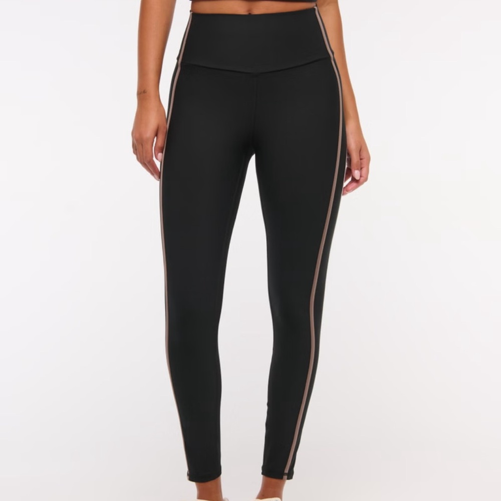 A&F Black Small Leggings - Gently used (2xs)